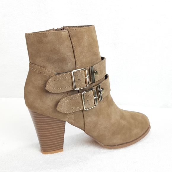 NWOT. DB DK FASHION MALENA BOOTIES - Picture 3 of 16